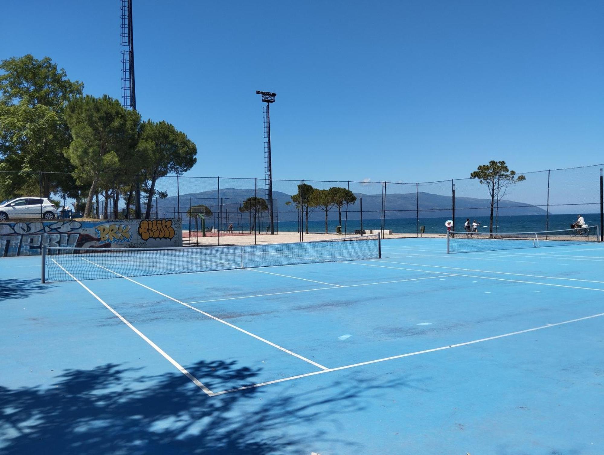 Irek's Lungomare Apartment Vlore